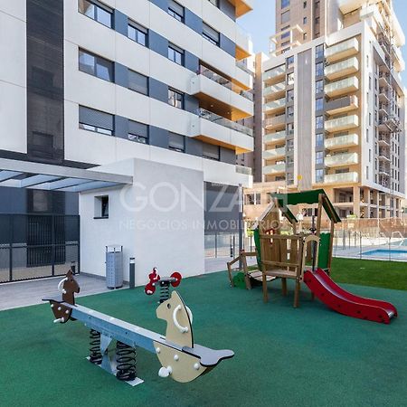 Exclusivo Loft De Diseno Roig Arena - Piscina - Vlc Lägenhet Valencia Exteriör bild